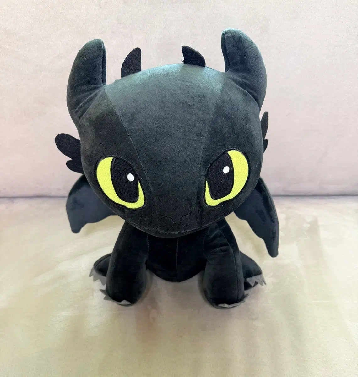 정품 드래곤 길들이기 투슬리스 시팅 30cm 인형