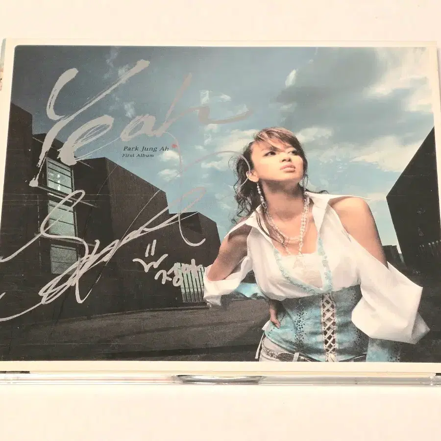 쥬얼리 박정아 솔로 1집 Yeah 친필 싸인반 CD