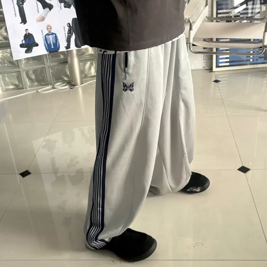 Needles 니들스 hd track pant