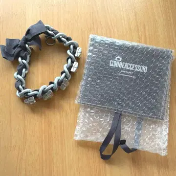 CONNIIEACCESSORI 리본 비쥬 초커 목걸이