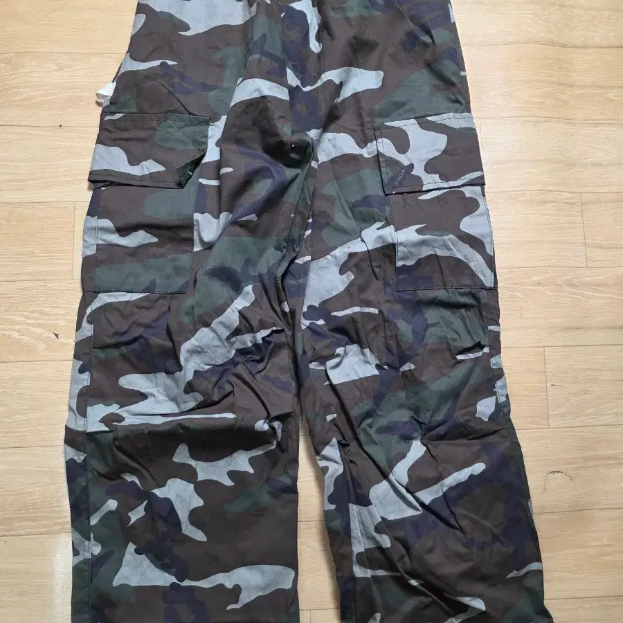 파격세일)..29....카모플라쥬 카고 바지 길이102cm. 공용