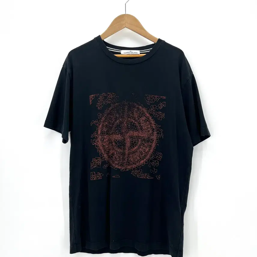 【ストーンアイランド】ストーンアイランド ジオメトリックTシャツ