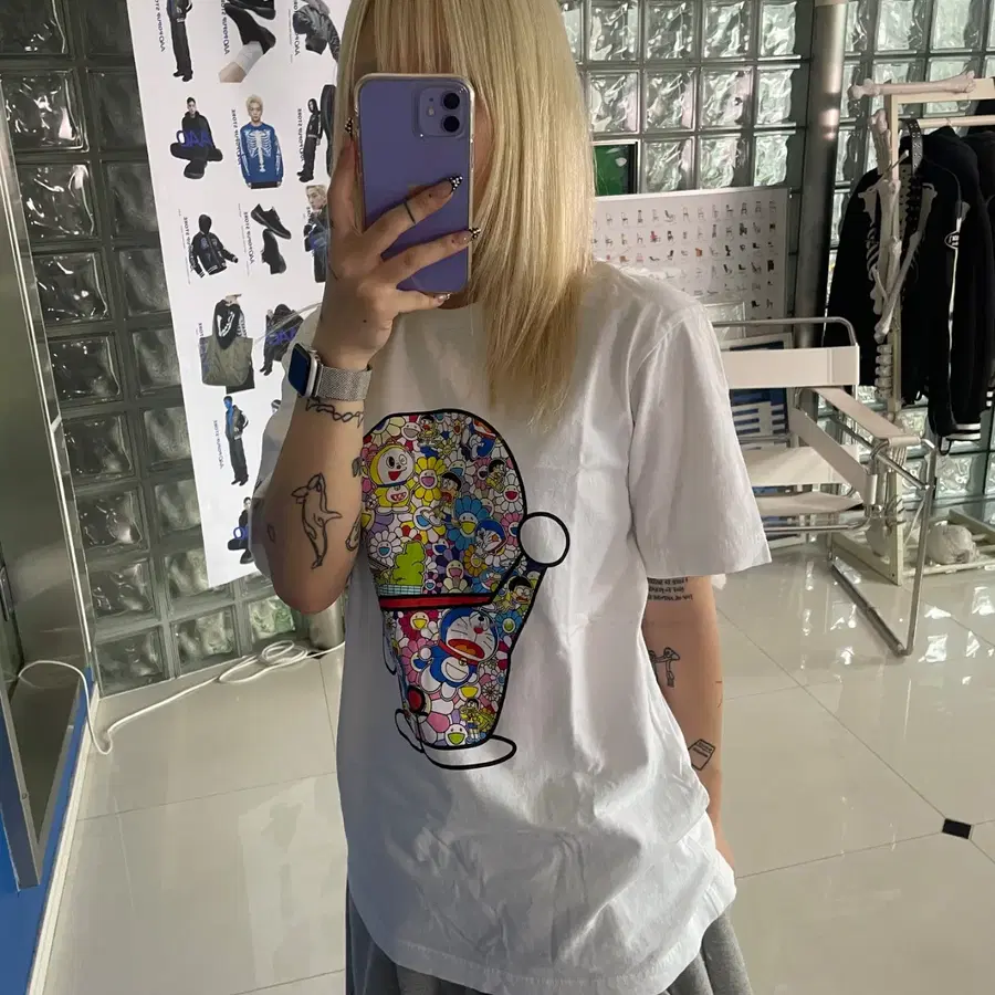 Uniqlo 유니클로 collaboration tee