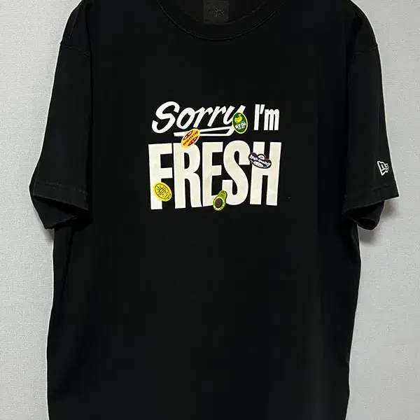 NEW ERA 뉴에라 그래픽 남자 반팔티셔츠 블랙 라운드넥 L 100