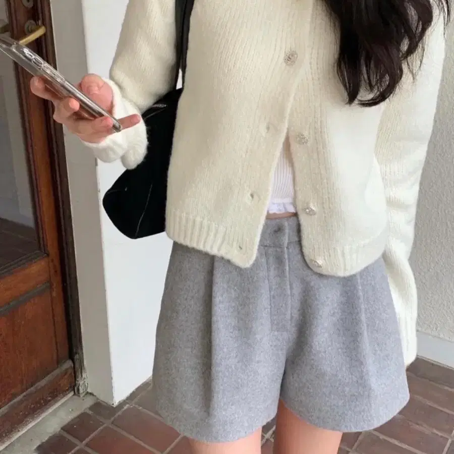 (새상품)르플레인 캐시미어 쇼츠 그레이 m
