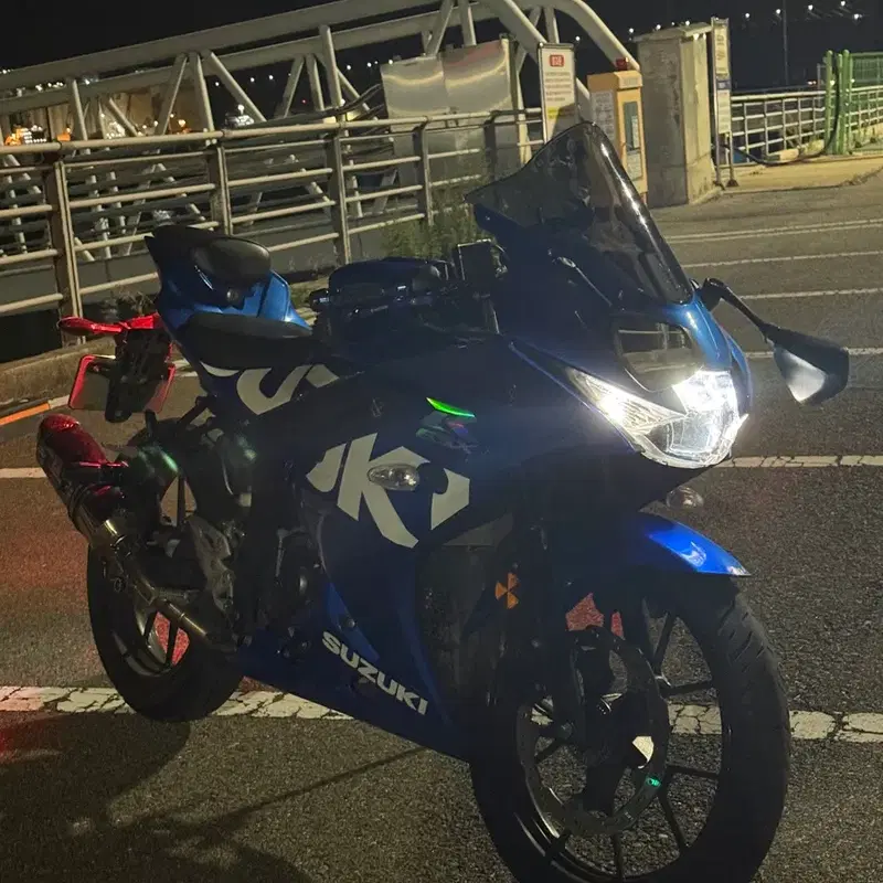 스즈키 gsxr125 19년식 판매합니다 급처