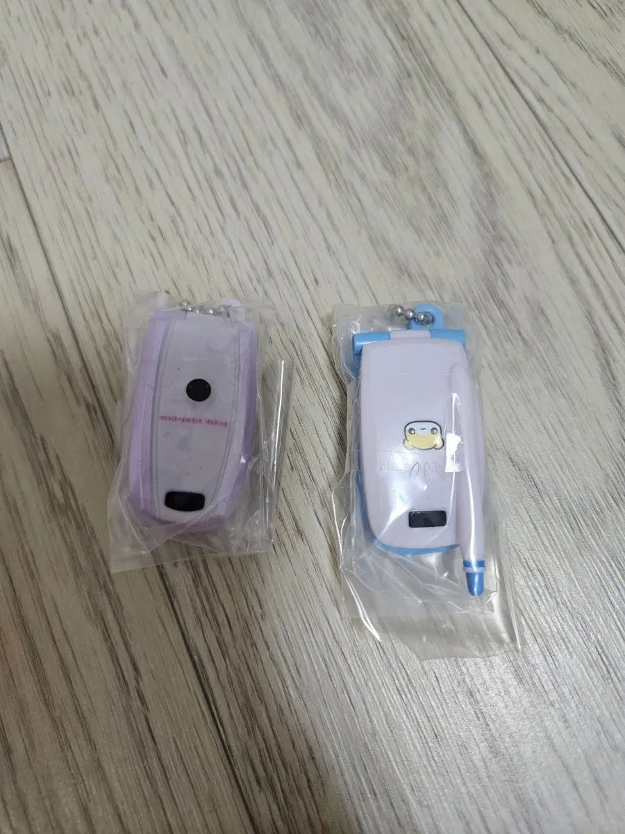 반다이 메루푸치 폴더폰 핸드폰 미니어쳐 가챠 2개 일괄