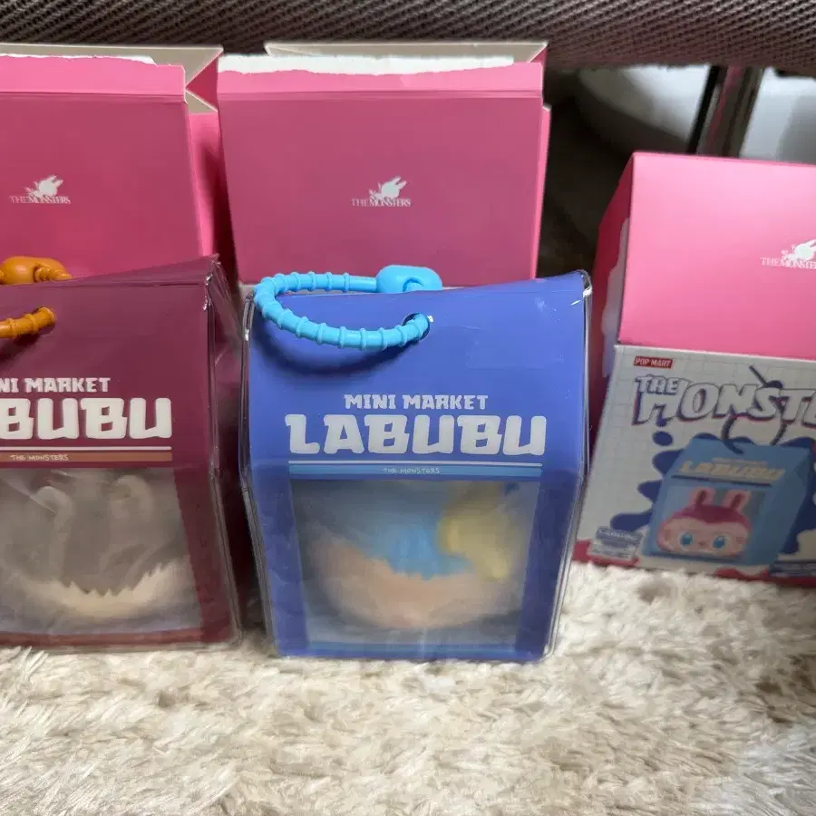 팝마트 라부부 수상한 편의점 시리즈 핀치 키링