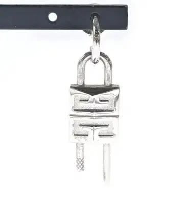 GIVENCHY 여성용 귀걸이