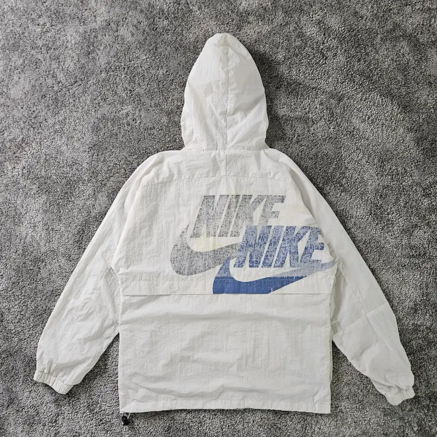 Nike 바람막이