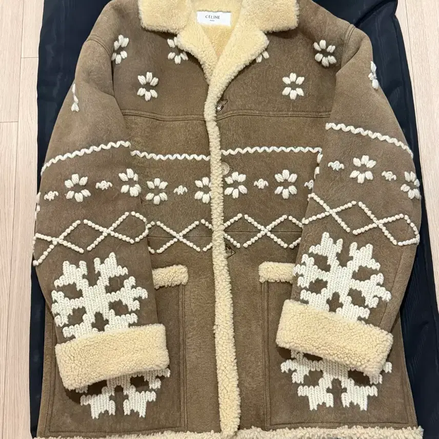 셀린느 21fw 브라운 양털 무스탕 시어링 코트 48 사진 2