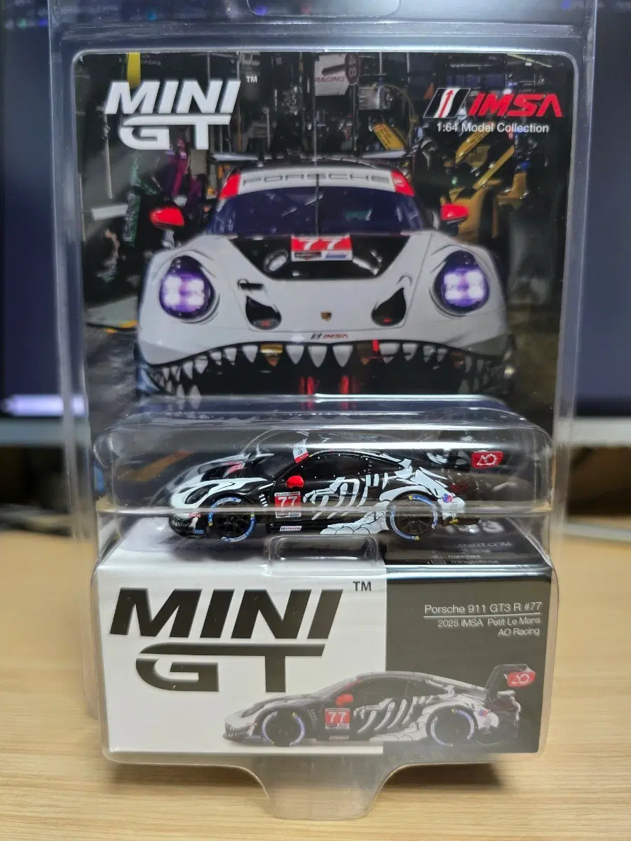 미니지티 1143 포르쉐 911 GT3 스켈레톤 렉시 블리스터