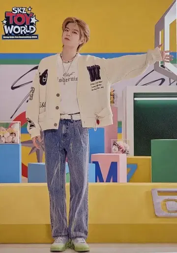 StrayKids Seungmin 2024 4TH FANMEETING TOY WORLD 1/7