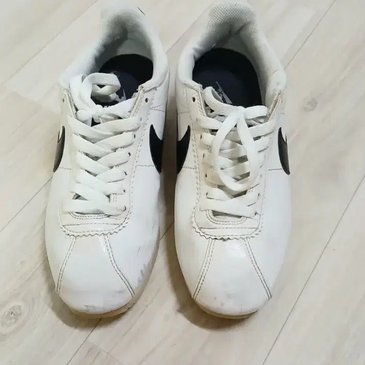 나이키 운동화 +슬레진저 운동화 +아놀드파마 경량 운동화 남녀공용 개당가격이에요