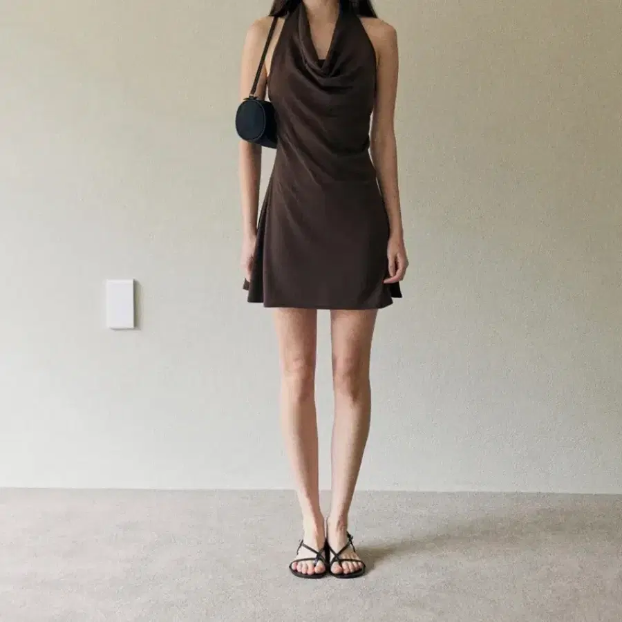 마딘 Adele cowl neck dress_brown