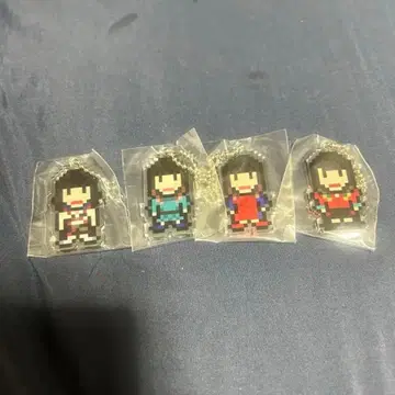 BiSH 아유니 아크릴 키링 4종 세트