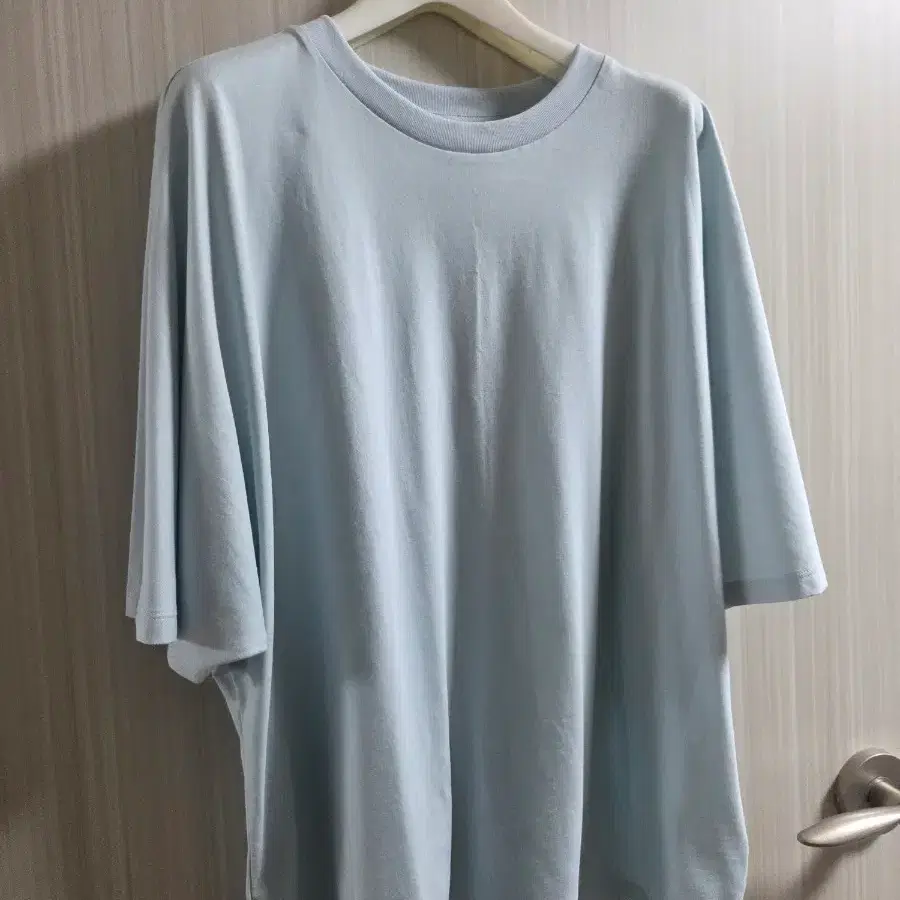 유니클로 유넥 나그랑 반팔 티셔츠 여름 민트 데일리룩