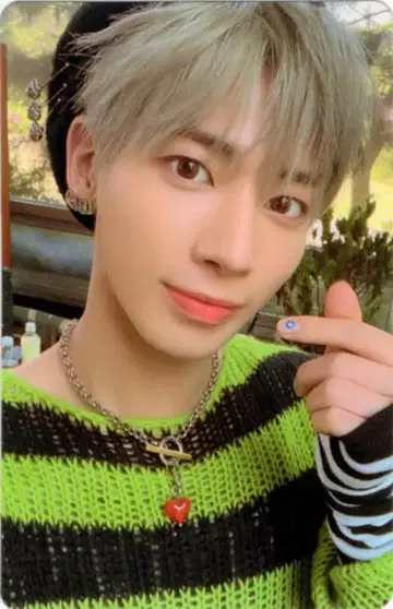TXT ESCAPE TAEHYUN The Chaos Chapter:FIGHT OR ESCAPE