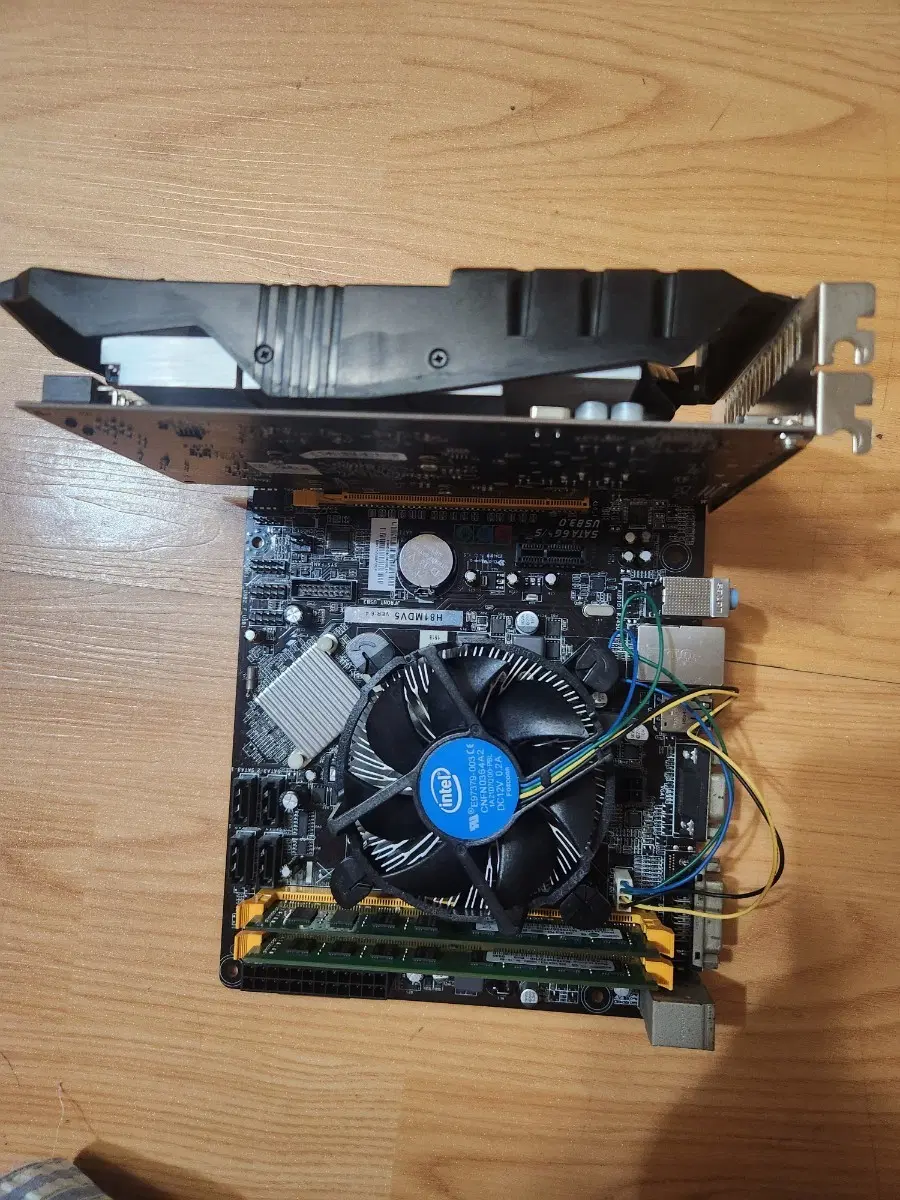 h81m(인텔4세대)+i3 CPU+램 4GB