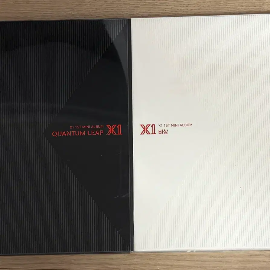 X1 1집 미니앨범 QUANTUM LEAP 블랙/화이트 판매