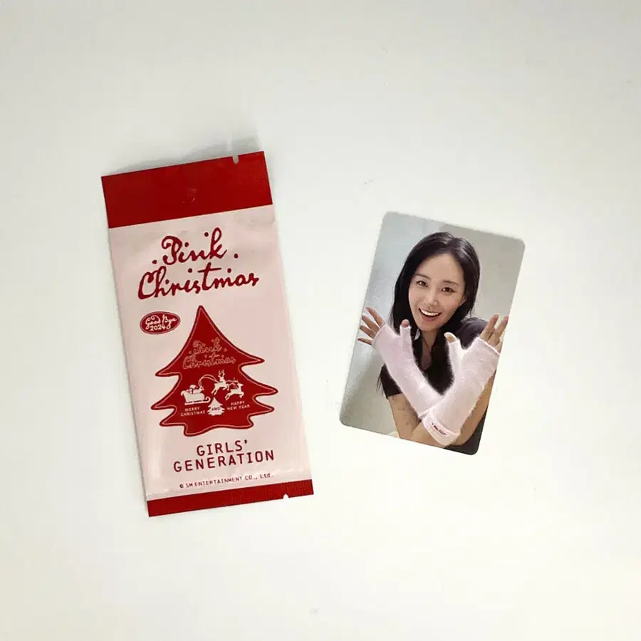 소녀시대 유리 2024 핑크 크리스마스 포토카드 포카2 GG YURI 2024 PINK CHRISTMAS PHOTOCARD 2