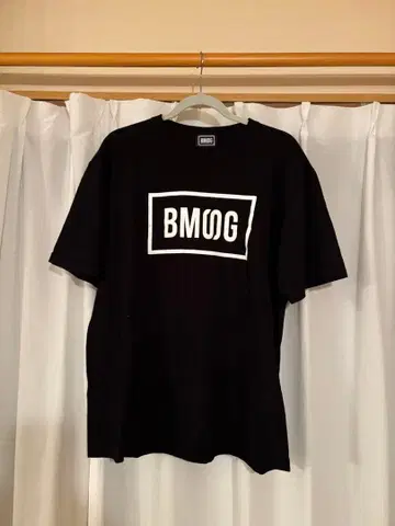BMSG 로고 티셔츠 블랙