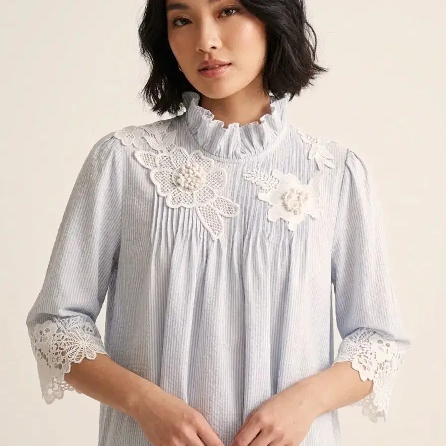 린넨100% 플라워 레이스 블라우스 FREE | 러블리 A라인