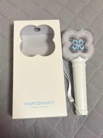 Hearts2Hearts 응원봉