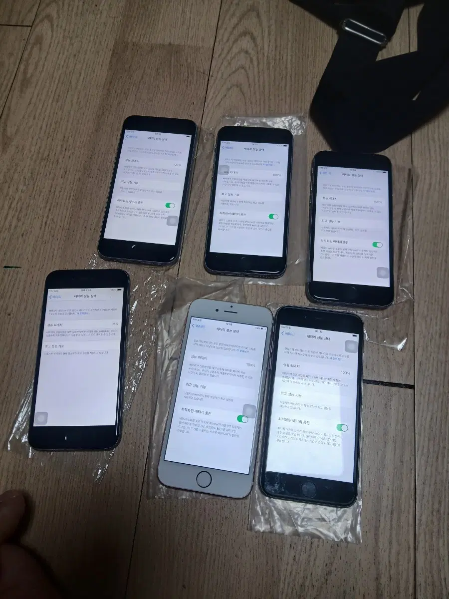 아이폰 6s 32공기게 배터리 100