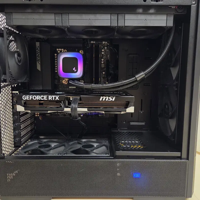 9800x3d, rtx 5070ti 초고사양 본체