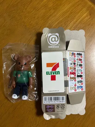 BE@RBRICK 시리즈 52 세븐일레븐