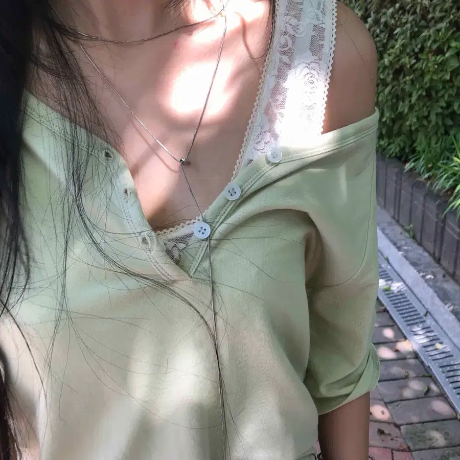 튜프티 roll tab T&strap lace bustier 세트