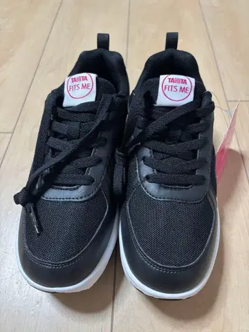TANITA FITS ME 스니커즈 블랙 23.0cm