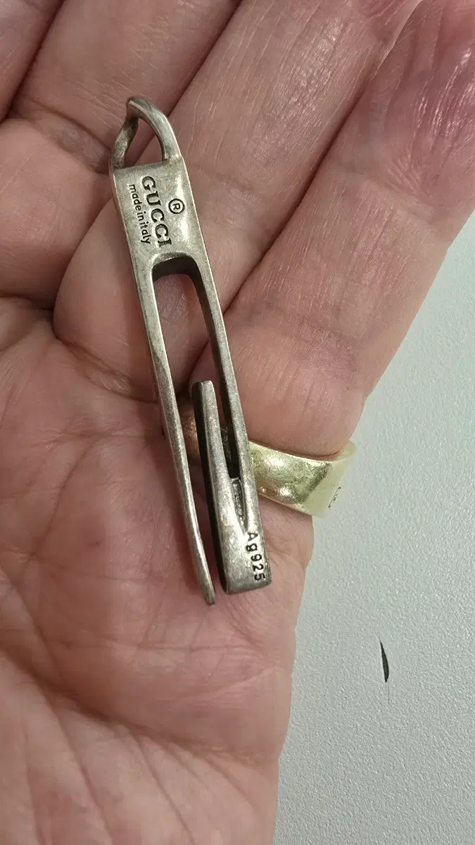 구찌 실버 참은  Ag925% .팬던트 5cm