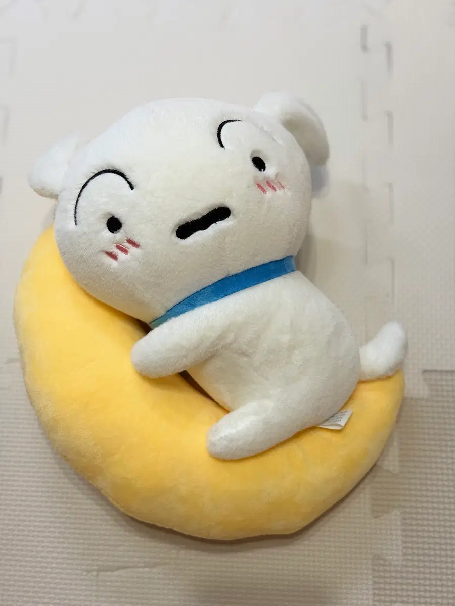 흰둥이쿠션 /초승달인형