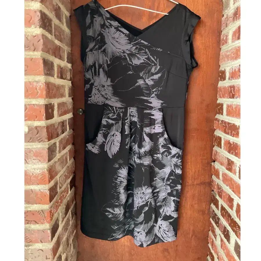 Black Floral pattern Dress
