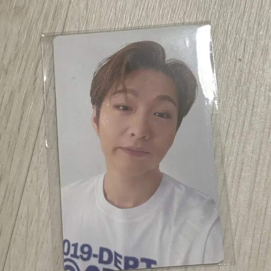 이창섭 포카