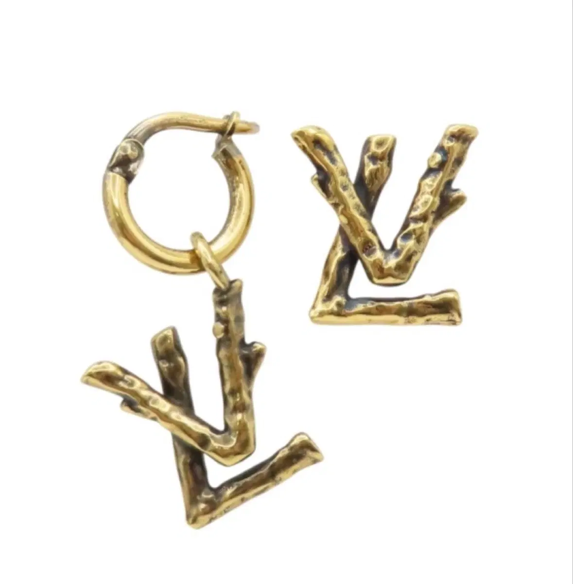 루이비통 LV 트위그 귀걸이 MP2454 버질아블로