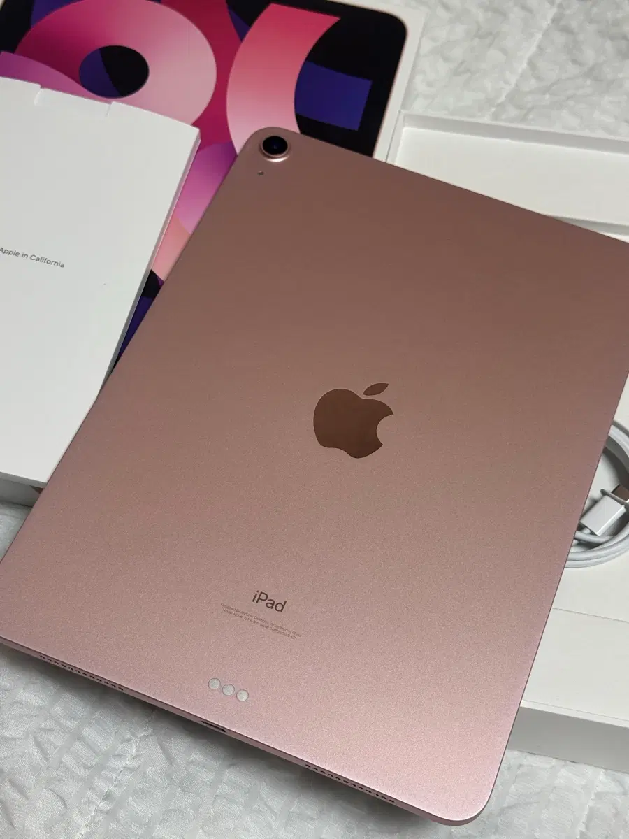 S급 애플 아이패드 에어4 로즈골드(64GB) 풀박 +로지텍 무선 키보드 블랙