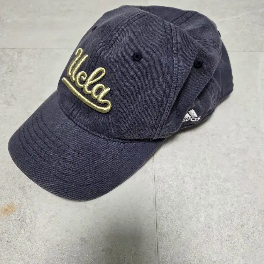 아디다스 x UCLA 볼캡 모자