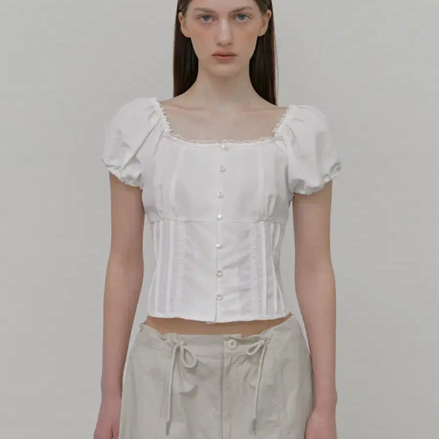 에트몽- Lace Pintuck Blouse (레이스핀턱 블라우스)