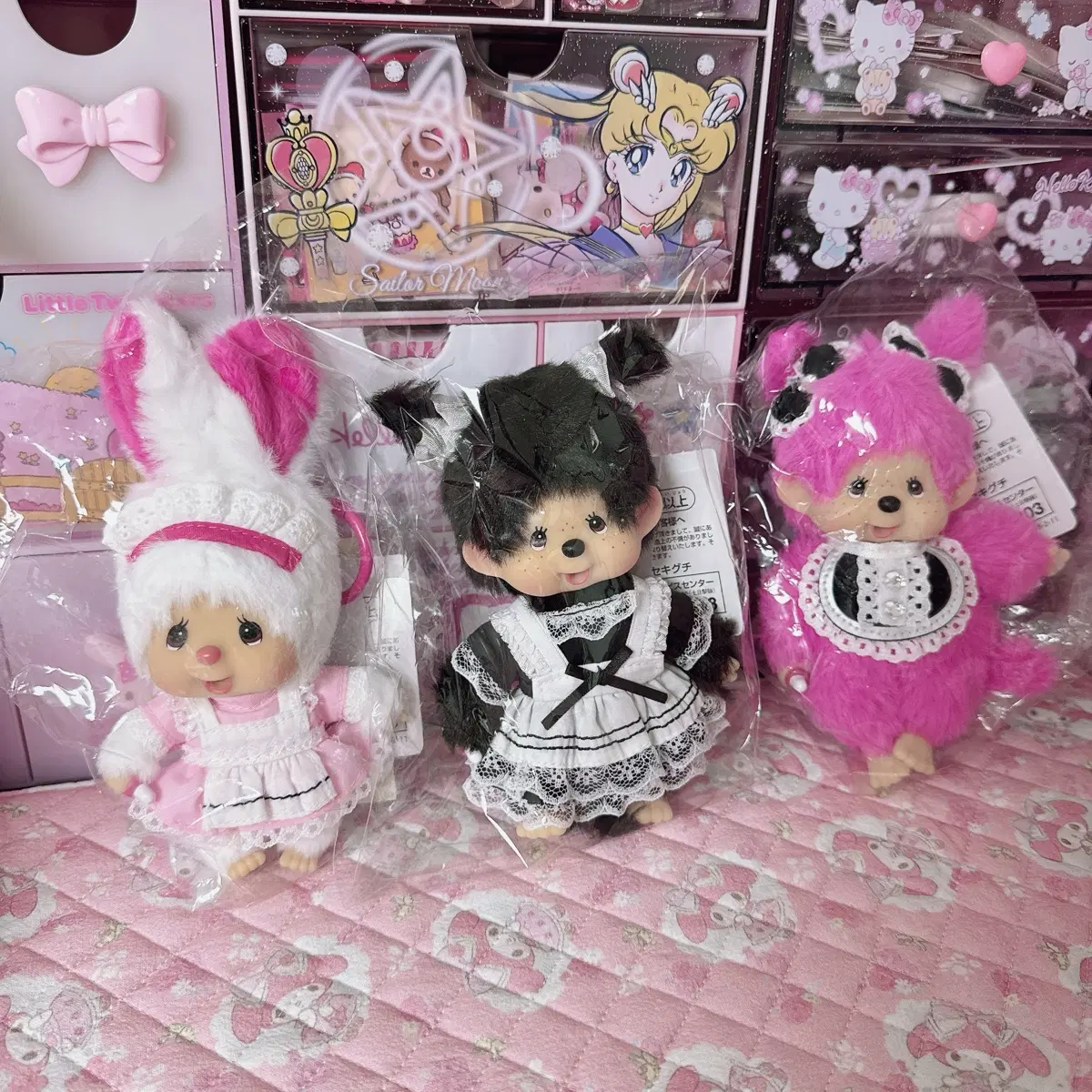 홍콩 몬치치 3종 블랙 메이드 핑크 화이트 치무탄