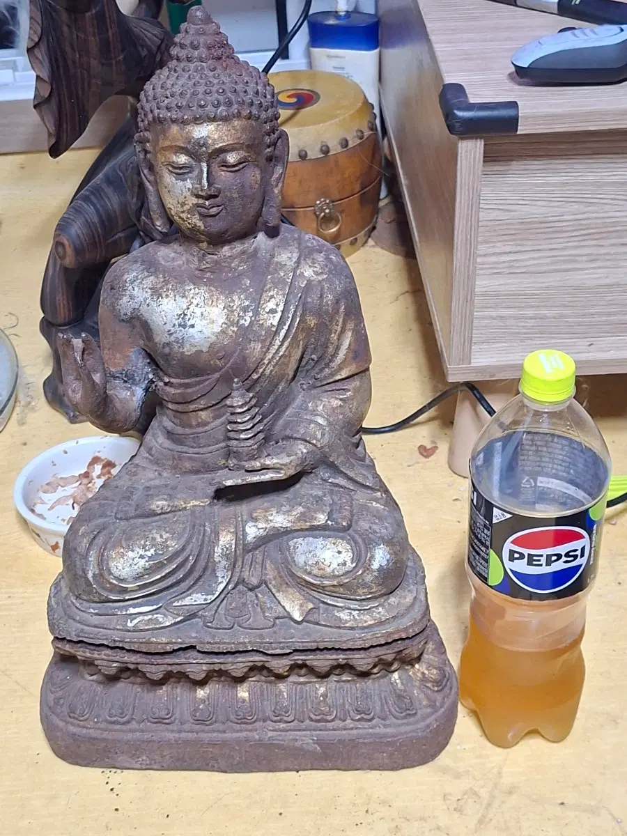 다래여불 좌불상 철불