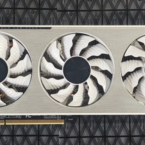 기가바이트 VISION RTX3070 그래픽카드