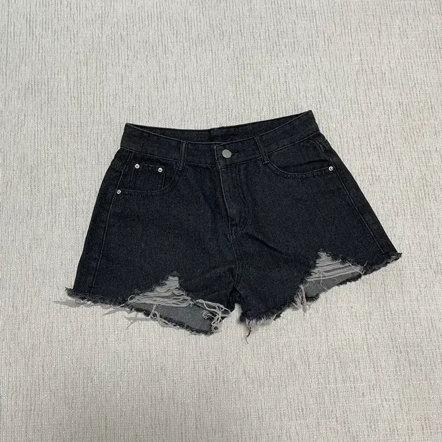흑청 핫팬츠 L