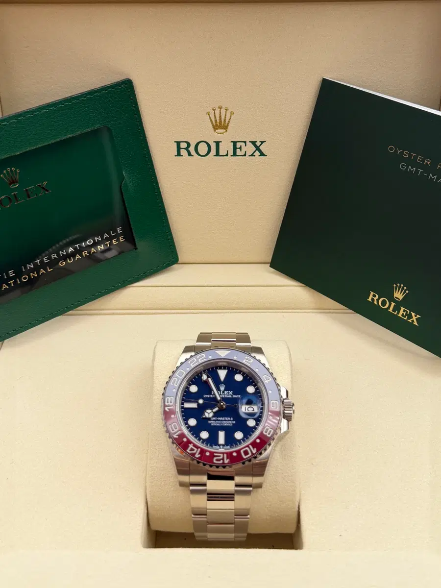 롤렉스 GMT-마스터 II 펩시 126710BLRO