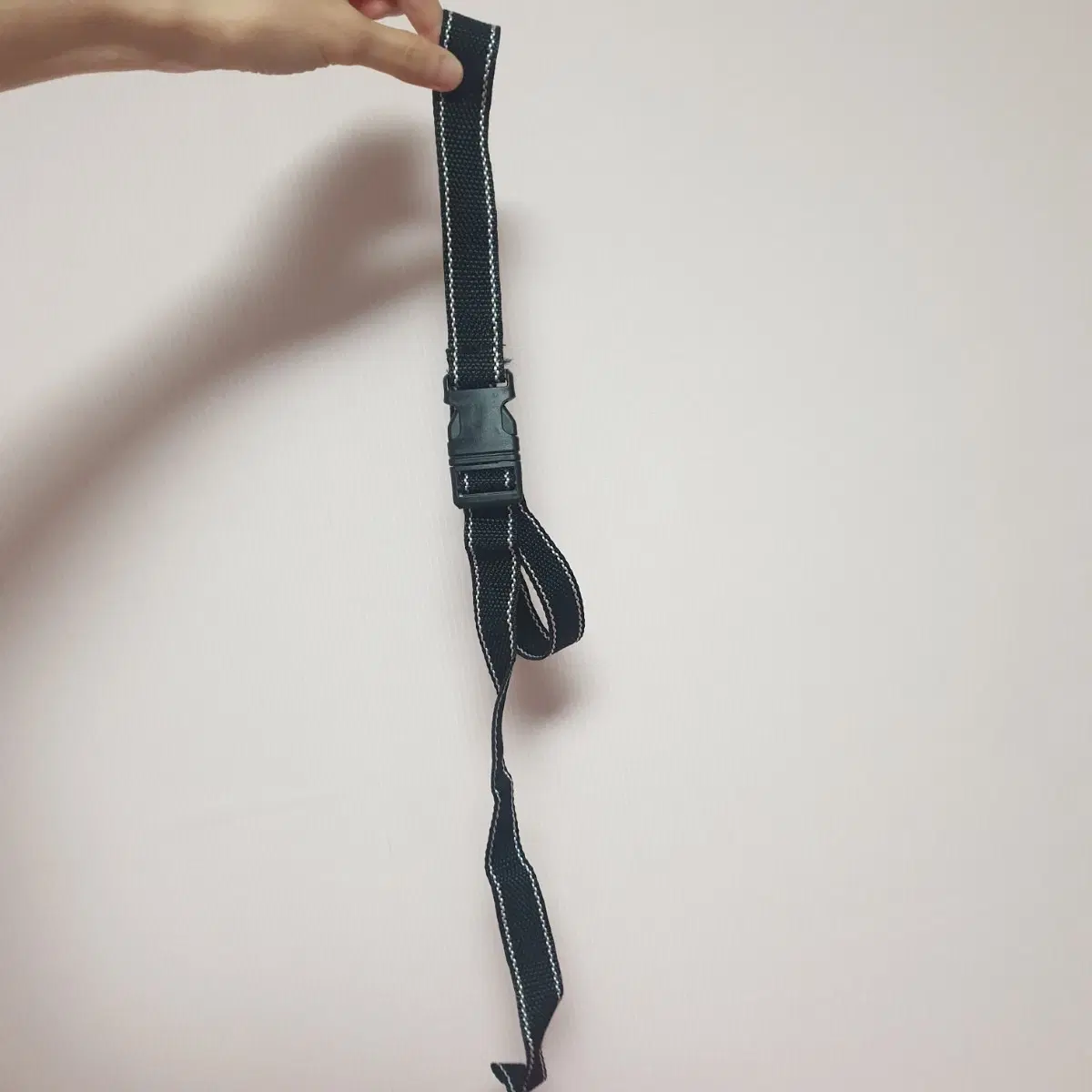 블랙 버클 끈