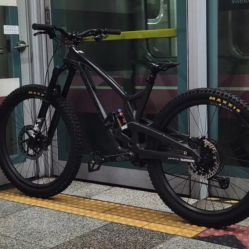 이블 인서전트 풀카본 풀샥 mtb