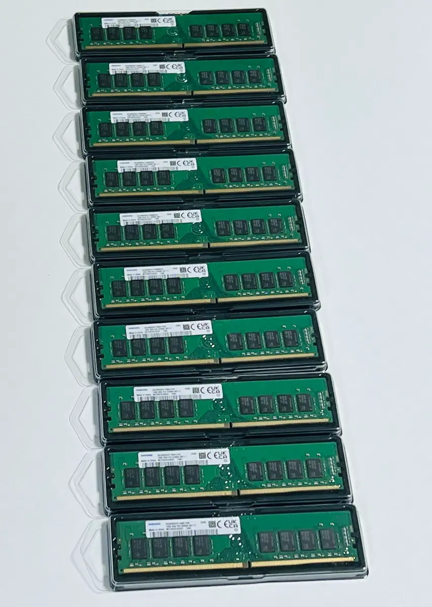 [미사용 신품] 삼성 DDR4-25600-16GB-3200MHz 램 10개 팝니다.