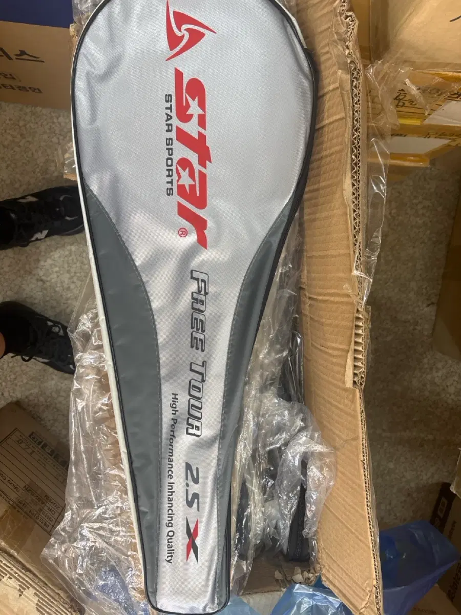 스타 배드민턴라켓 프리투어 2.5